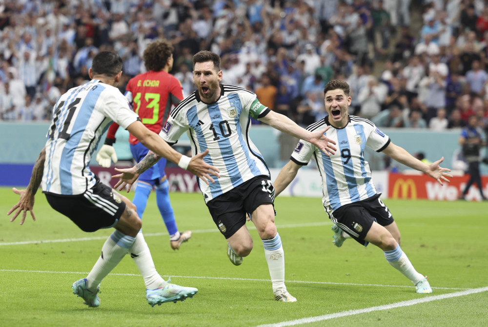 王哲林用行 王哲林用行