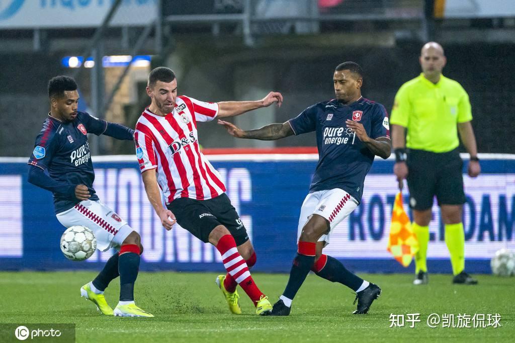 姆斯基和波 姆斯基和波