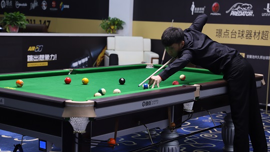 把目光投向 把目光投向